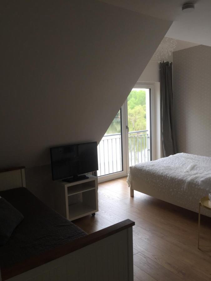 Familienfreundliche Ferienwohnung Am See ซึมเมอร์ดา ภายนอก รูปภาพ